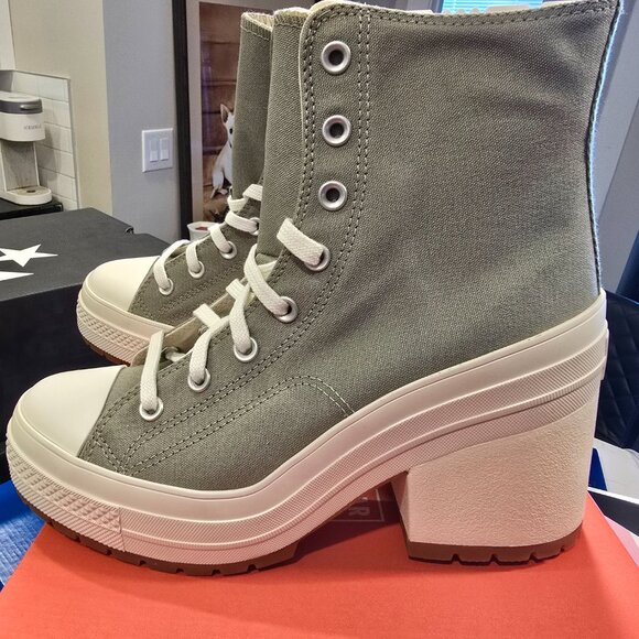 Chuck Taylor 70 De Luxe Heel High Top Shoes A11899C Women's Size 10 Olive Green - Picture 2 of 13